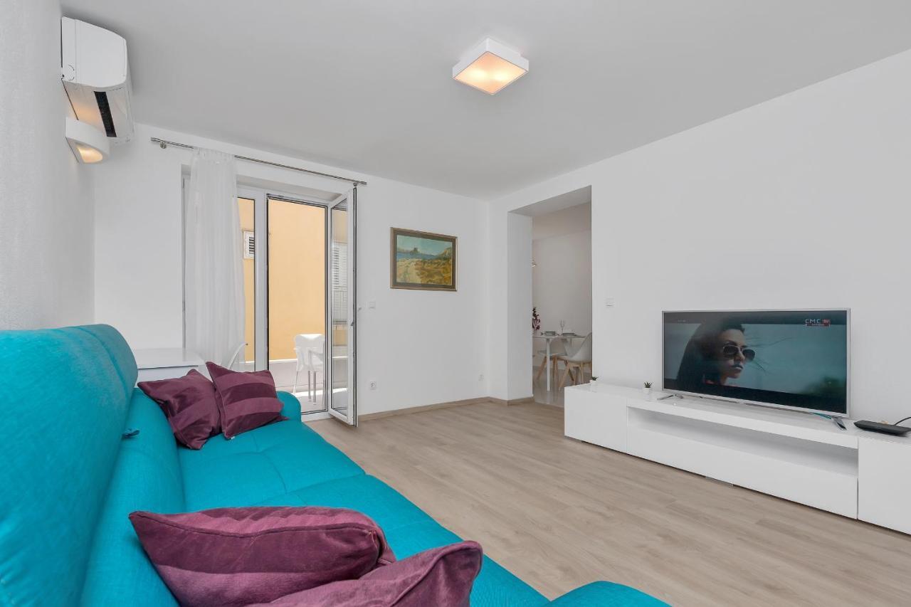 Guesthouse Lara Makarska Eksteriør billede