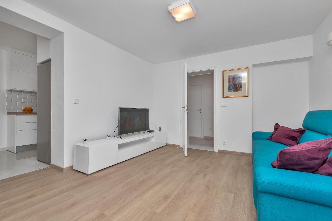 Guesthouse Lara Makarska Eksteriør billede